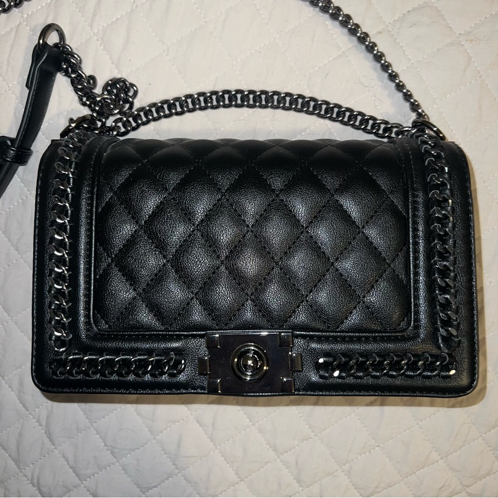 Black Quilted Chain Shoulder Bag